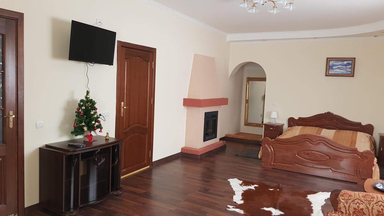 Lara Hotel nghỉ mát nghỉ mát Solochin Ngoại thất bức ảnh